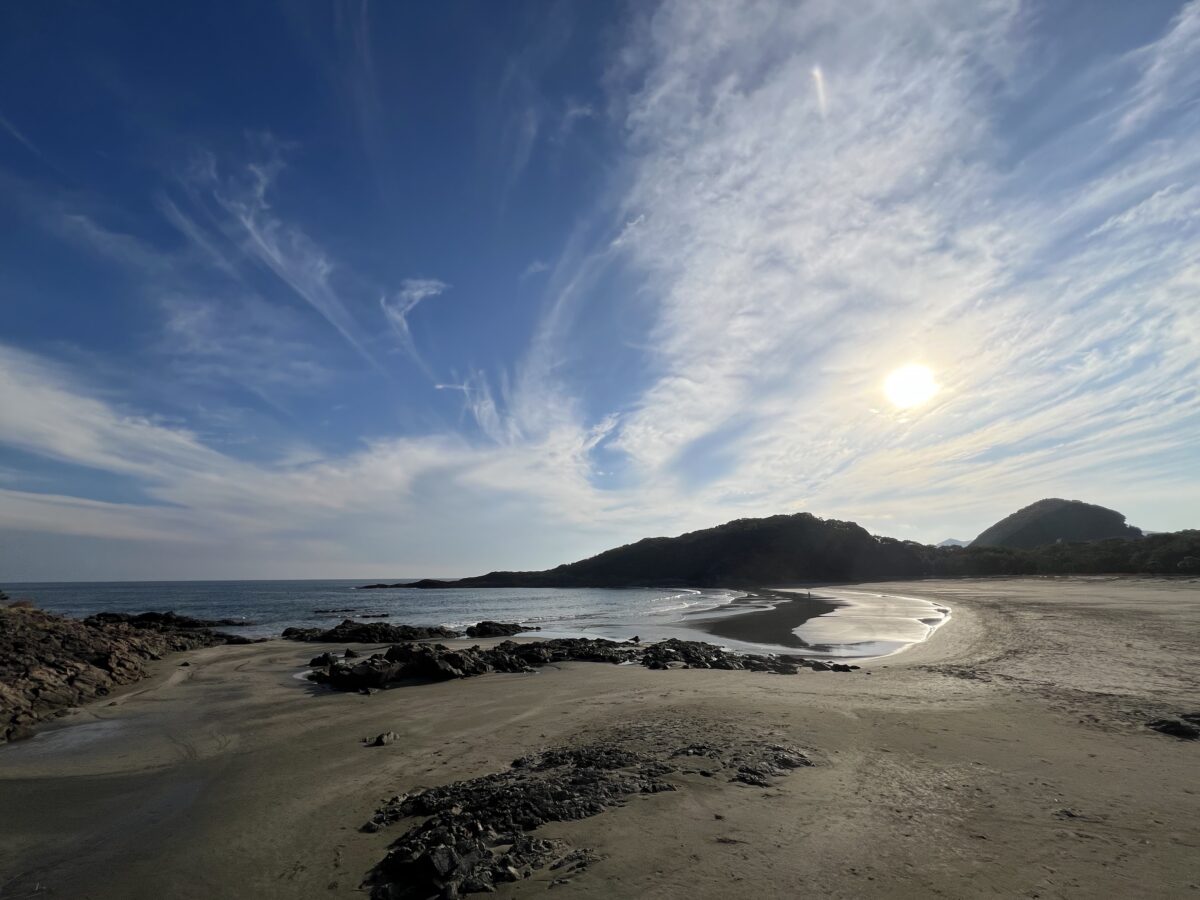 晴れた日のビーチブレイク